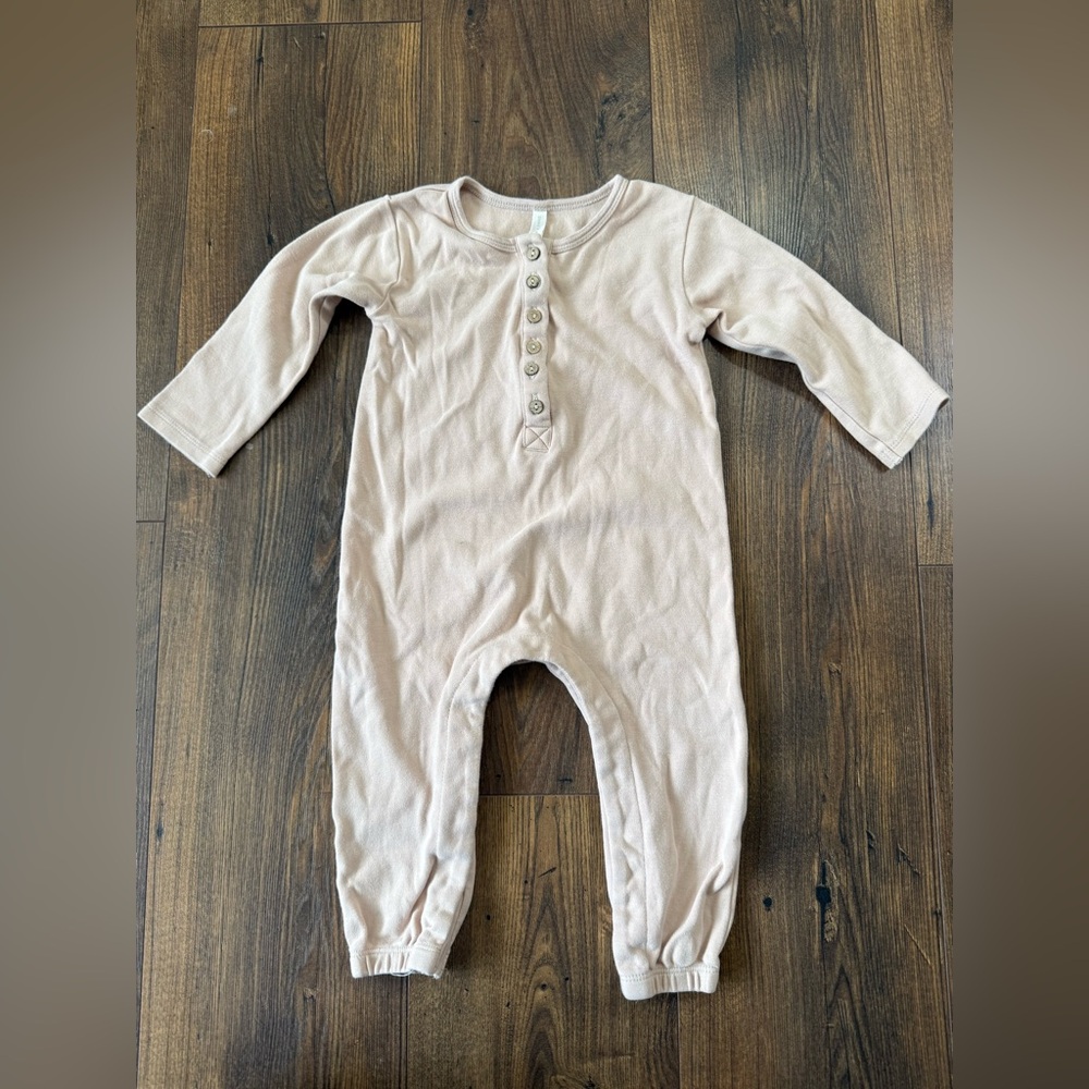 Quincy Mae Neutral Beige Baby One-Piece Romper 18-24 Months